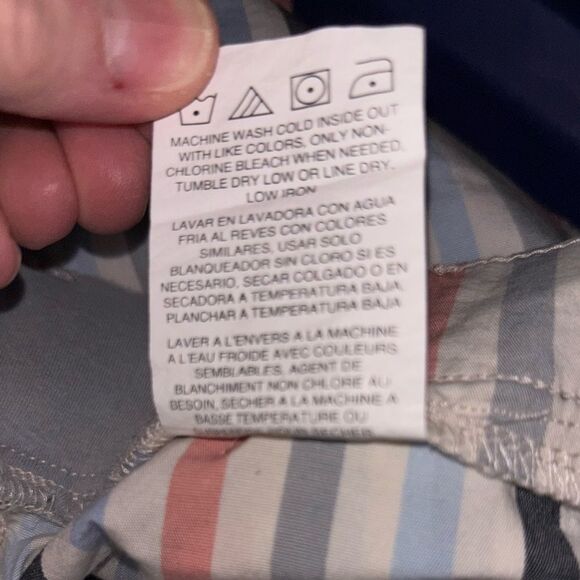 Lee | Women's Plus Size 22M Regular Fit Mid Rise striped Utility Shorts - Picture 9 of 12